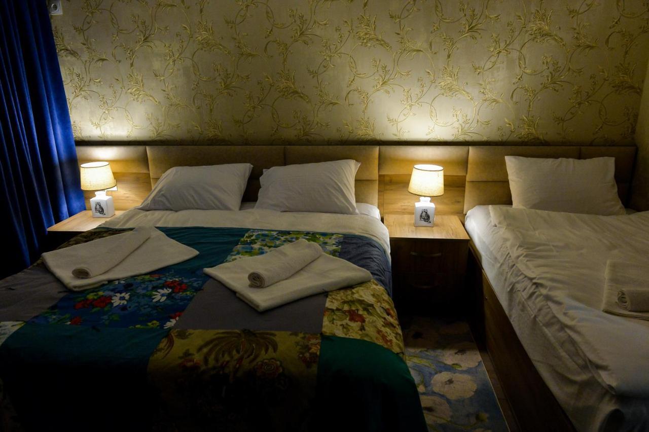 Hostel Look Kutaisi Esterno foto