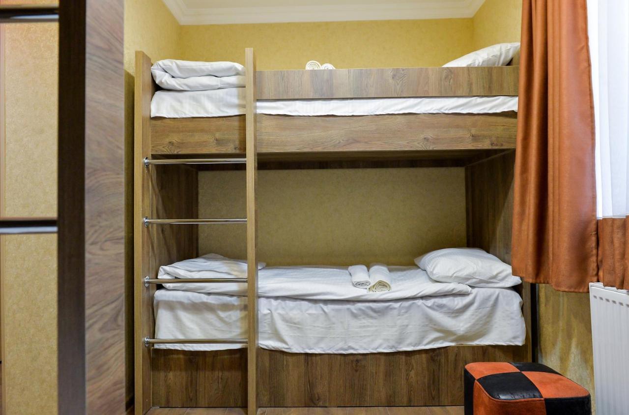 Hostel Look Kutaisi Esterno foto